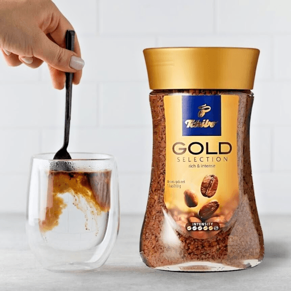 Tchibo Gold Instant Coffee 200g=7.05oz  a rich and luxurious coffee experience